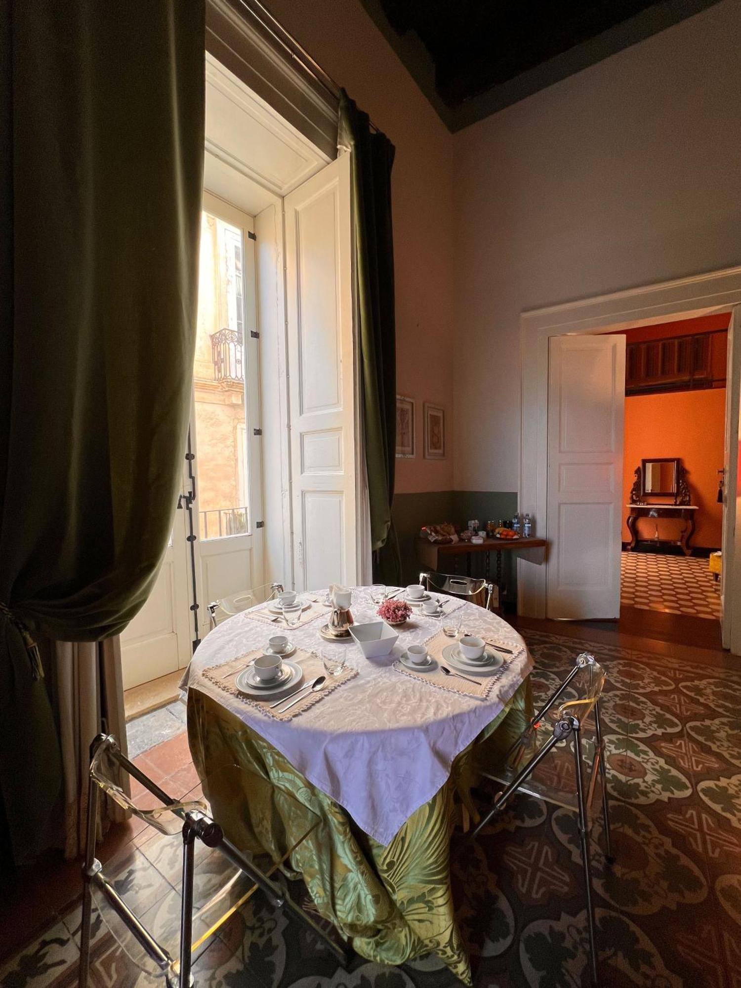 Dimora Storica Giostra Vecchia - Palazzo Grisolia 1809 Cosenza Buitenkant foto