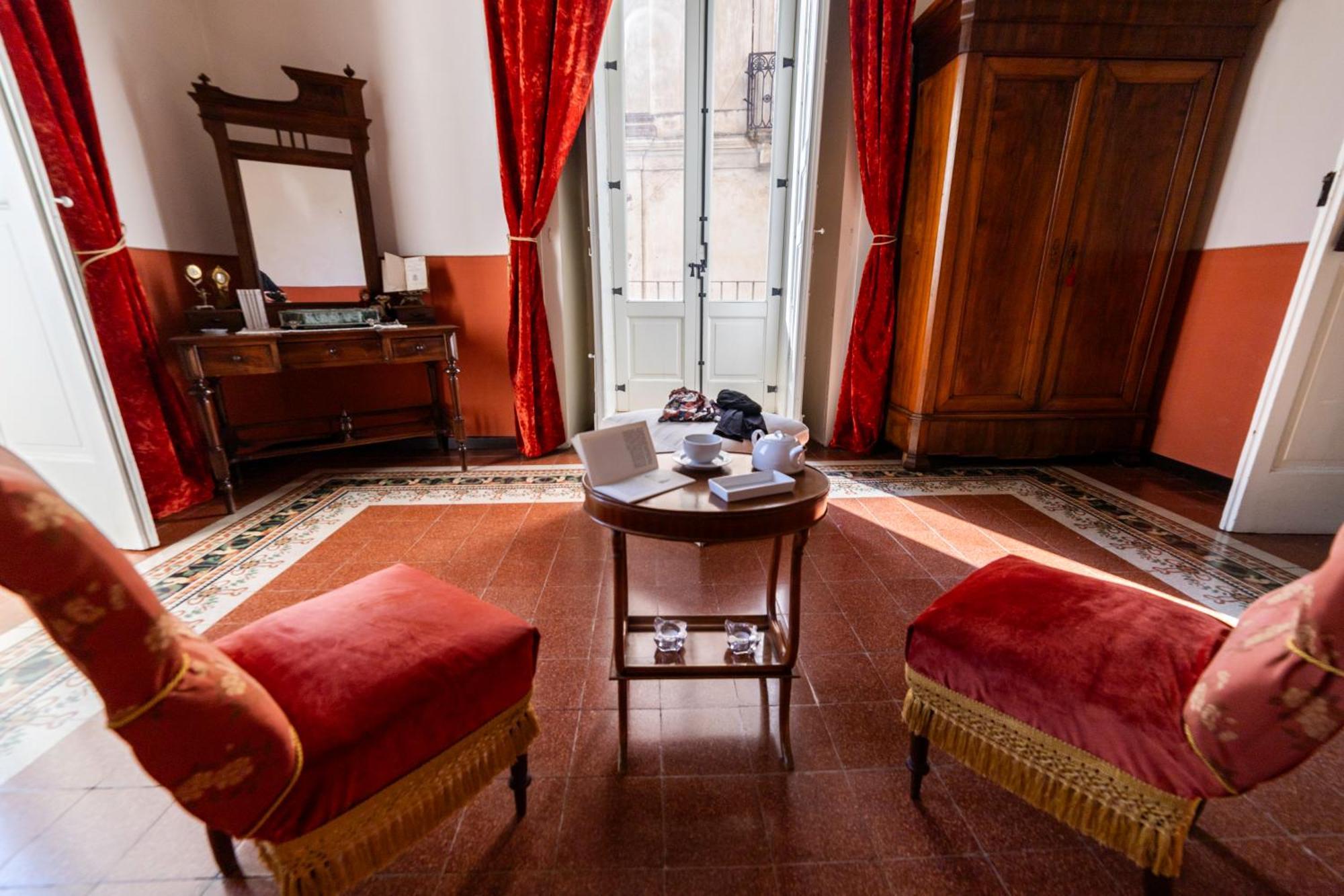 Dimora Storica Giostra Vecchia - Palazzo Grisolia 1809 Cosenza Buitenkant foto