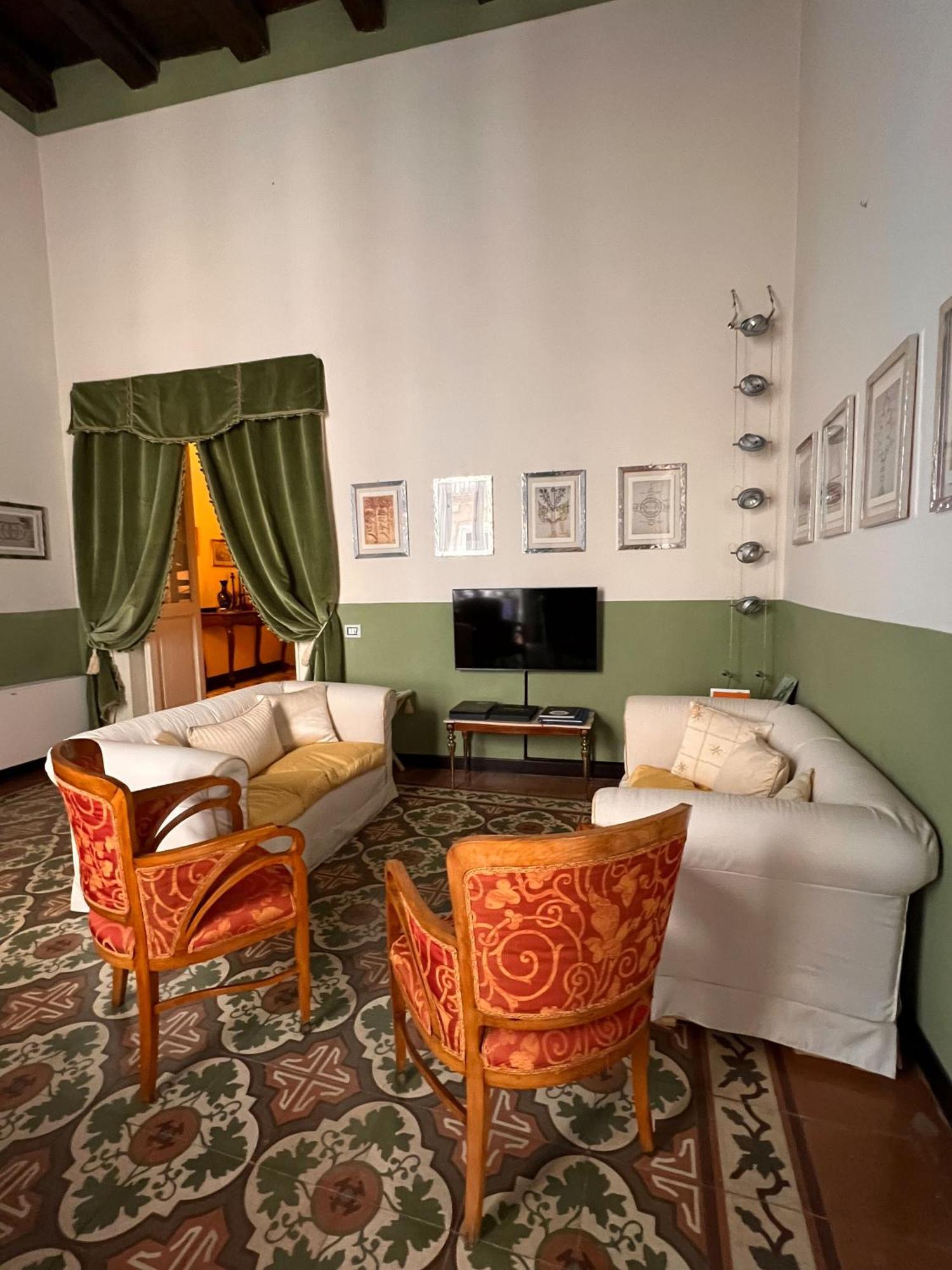 Dimora Storica Giostra Vecchia - Palazzo Grisolia 1809 Cosenza Buitenkant foto