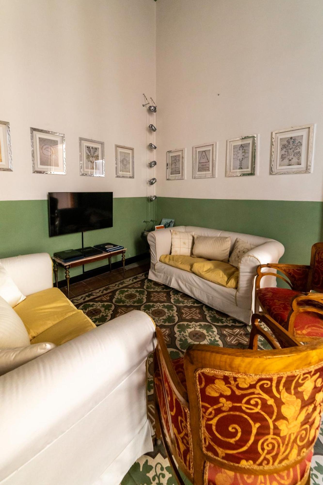 Dimora Storica Giostra Vecchia - Palazzo Grisolia 1809 Cosenza Buitenkant foto